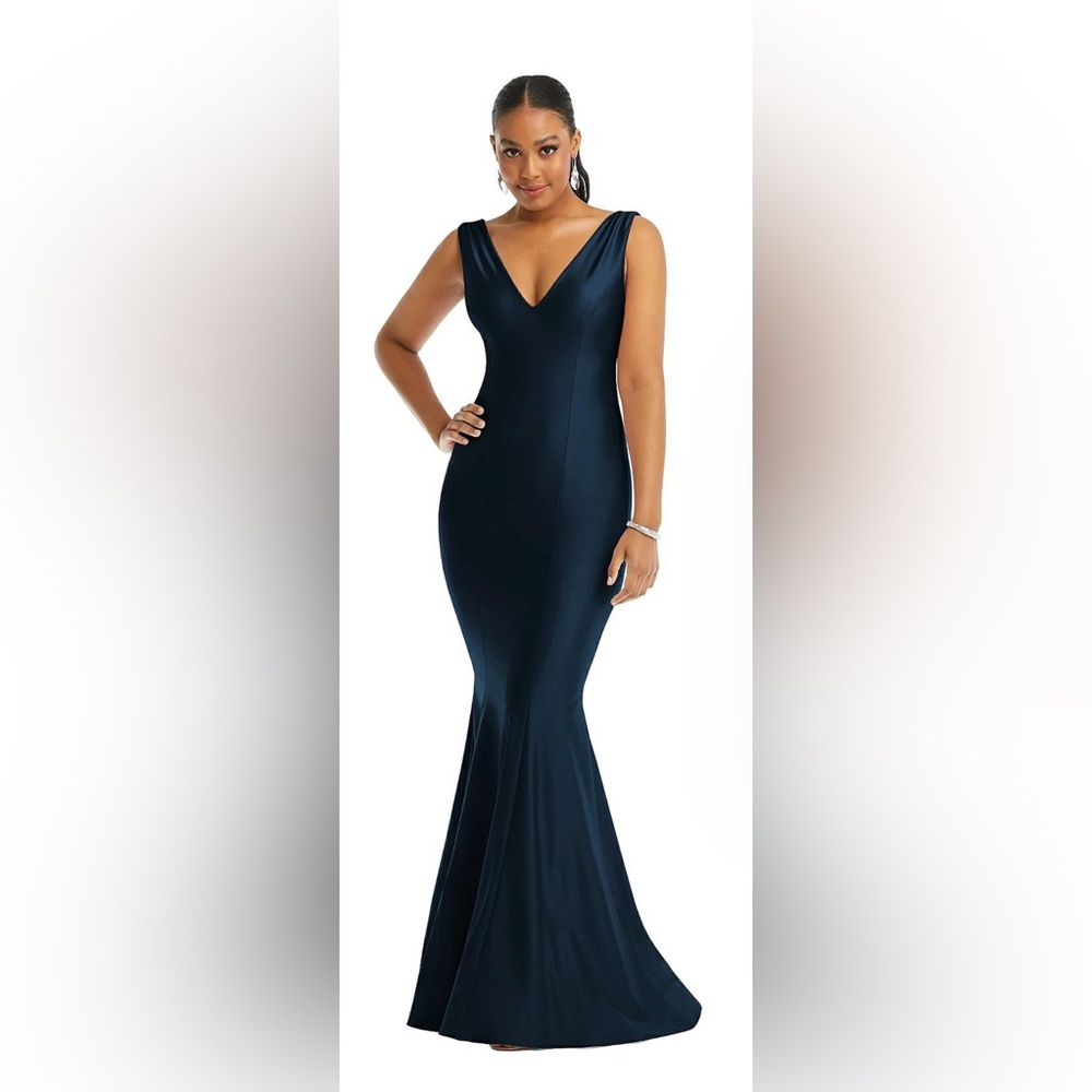 Cynthia & Sahar NWT Shirred Shoulder Stretch Satin Mermaid Dress Midnight Navy